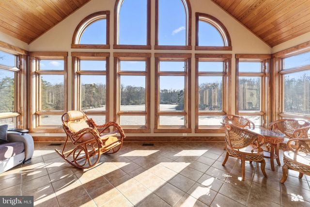 3535 MEADOW RD, Sandston, VA 23150