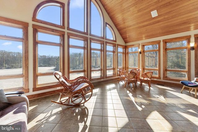 3535 MEADOW RD, Sandston, VA 23150