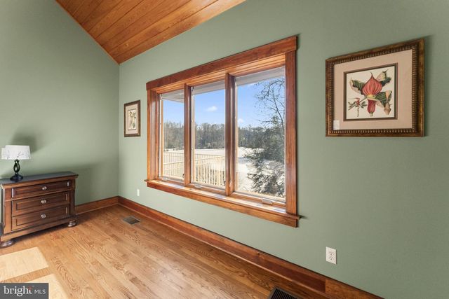 3535 MEADOW RD, Sandston, VA 23150