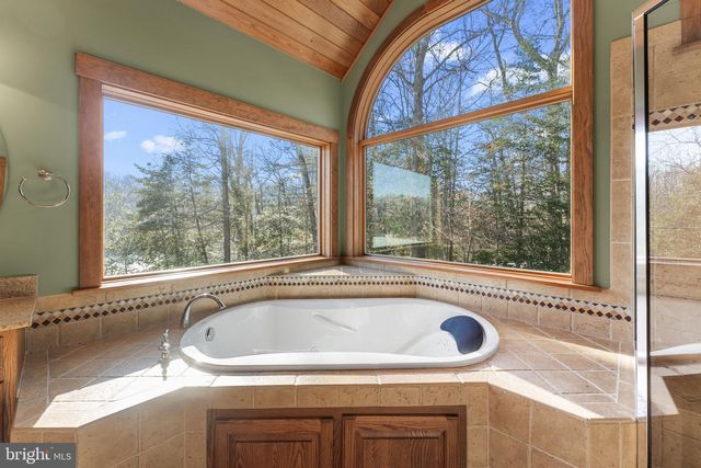 3535 MEADOW RD, Sandston, VA 23150