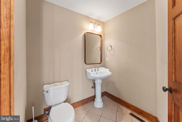 3535 MEADOW RD, Sandston, VA 23150