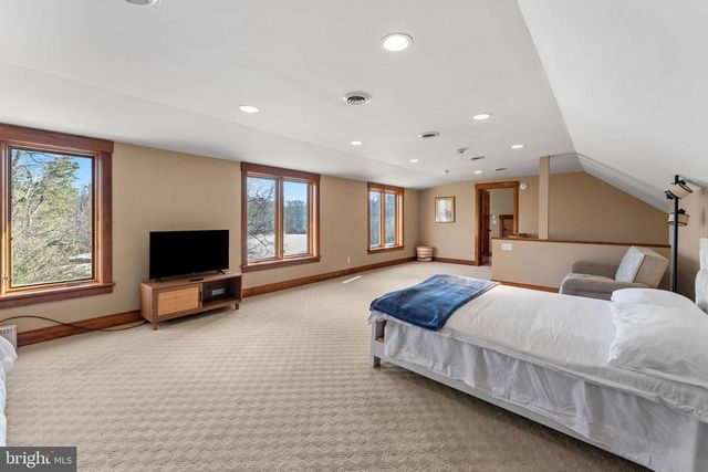 3535 MEADOW RD, Sandston, VA 23150