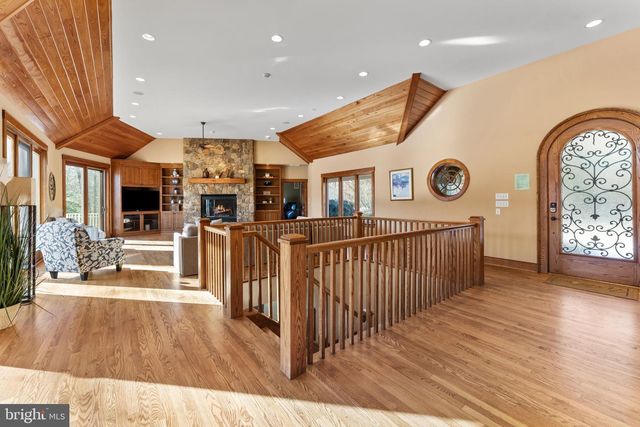 3535 MEADOW RD, Sandston, VA 23150