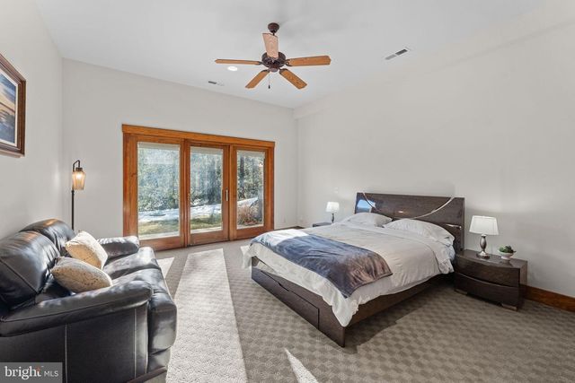 3535 MEADOW RD, Sandston, VA 23150