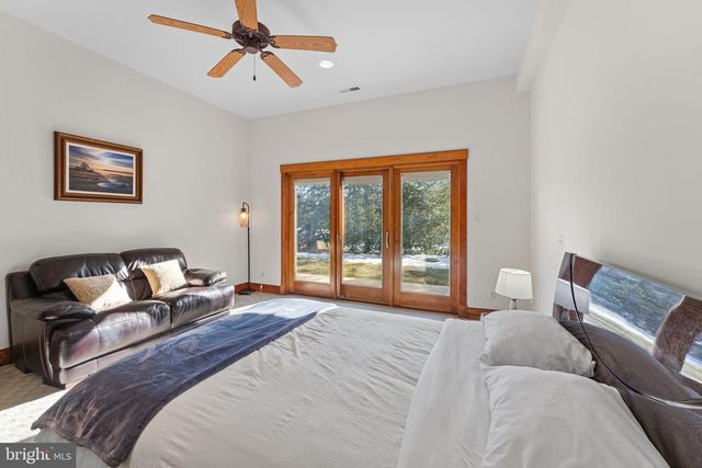 3535 MEADOW RD, Sandston, VA 23150