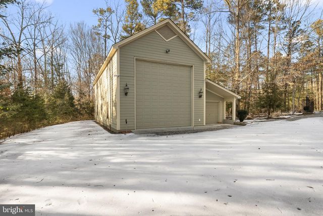 3535 MEADOW RD, Sandston, VA 23150