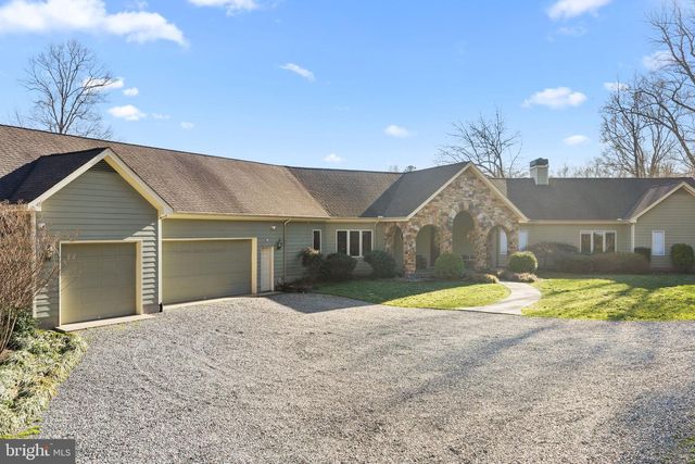 3535 MEADOW RD, Sandston, VA 23150