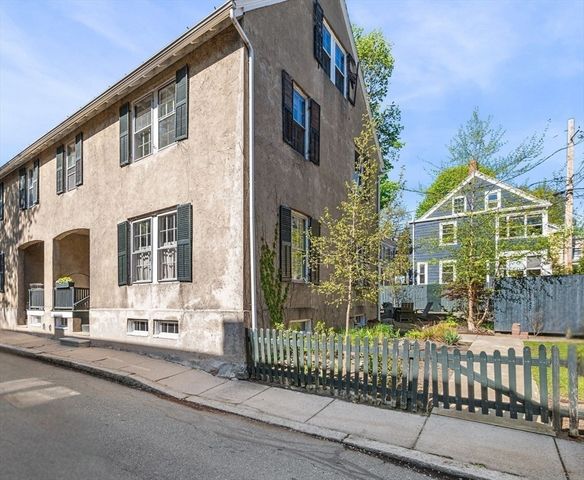 3 Orne Sq 3, Salem, MA 01970