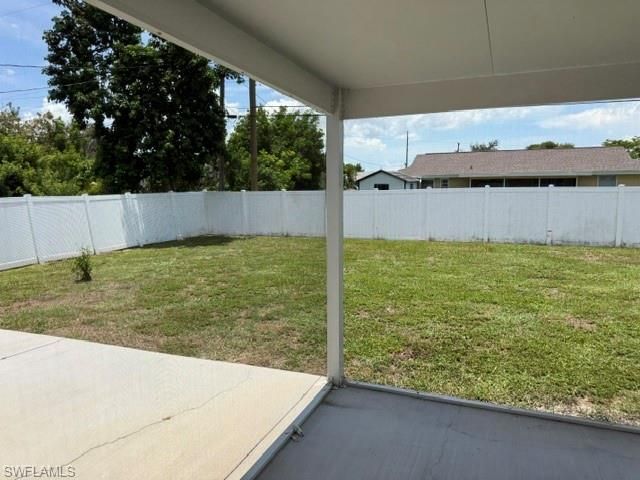 318 SE 46th LN, Cape Coral, FL 33904