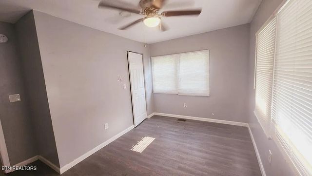 2102 Adams Ave, Knoxville, TN 37917