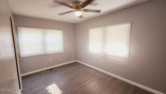 2102 Adams Ave, Knoxville, TN 37917