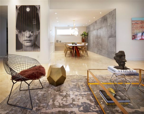 1651 NE 196th St, Miami, FL 33179