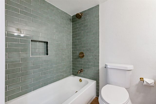 6030 Birchbrook Drive 223, Dallas, TX 75206