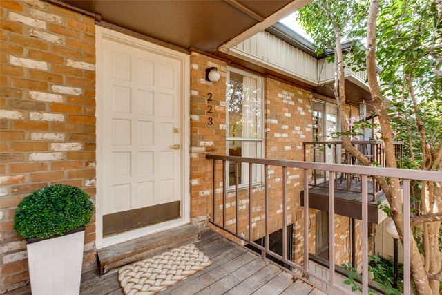 6030 Birchbrook Drive 223, Dallas, TX 75206