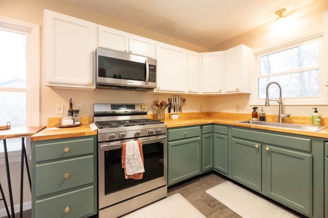 58420 Sunset Shores Court, Three Rivers, MI 49093