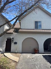 6534 W 49th Street, Mission, KS 66202