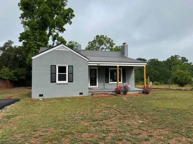 504 Penn Street, Edgefield, SC 29824