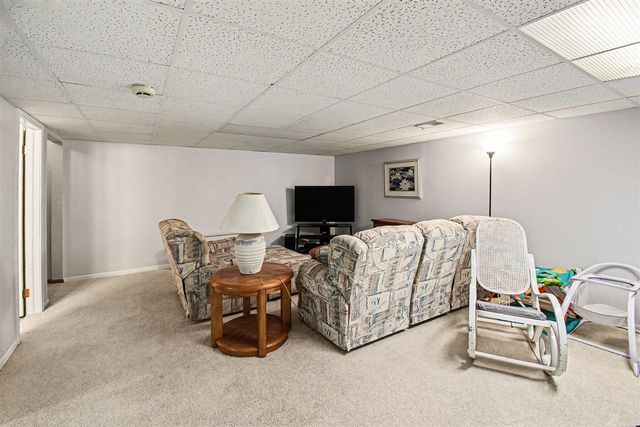 5961 Leisure South Drive, Kentwood, MI 49548