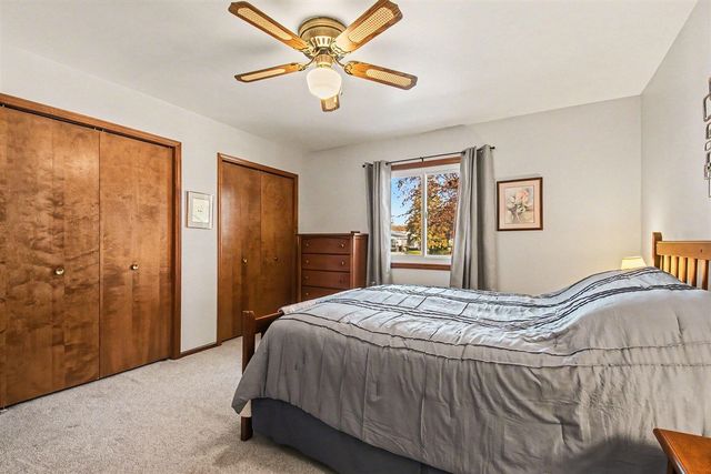 5961 Leisure South Drive, Kentwood, MI 49548