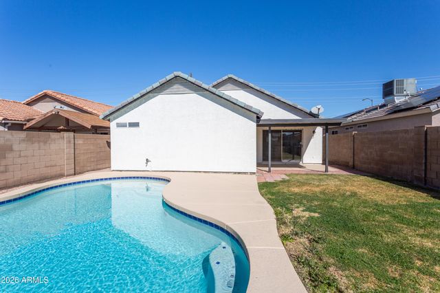 3053 W CAT BALUE Drive, Phoenix, AZ 85027