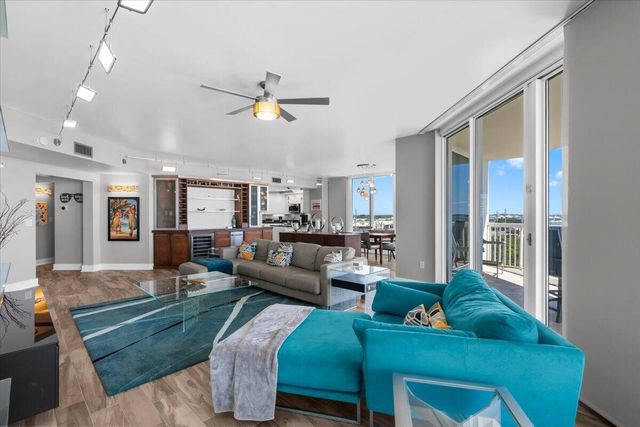 15500 Emerald Coast Parkway 701, Destin, FL 32541