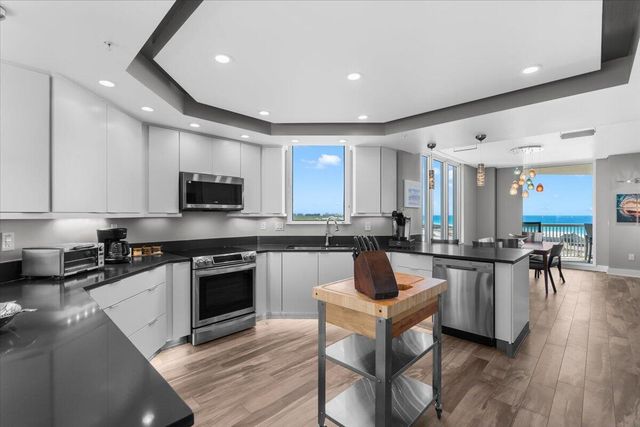 15500 Emerald Coast Parkway 701, Destin, FL 32541