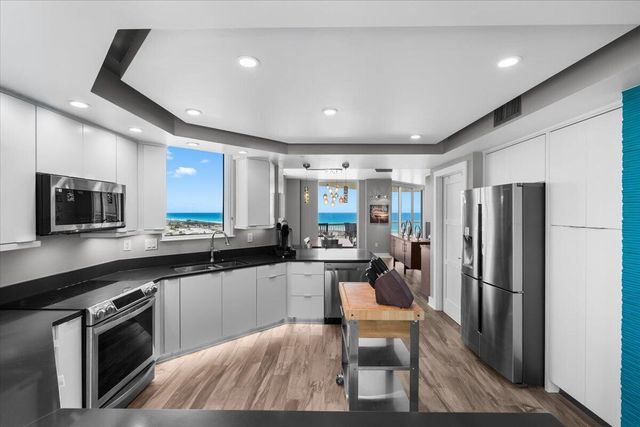 15500 Emerald Coast Parkway 701, Destin, FL 32541