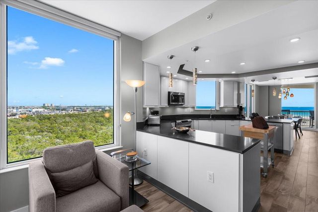 15500 Emerald Coast Parkway 701, Destin, FL 32541