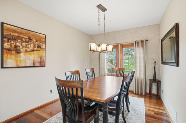 718 Westray Drive, Westerville, OH 43081