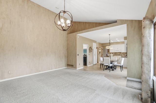 718 Westray Drive, Westerville, OH 43081