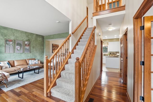 718 Westray Drive, Westerville, OH 43081