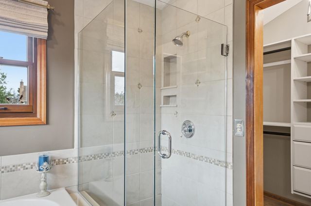 718 Westray Drive, Westerville, OH 43081