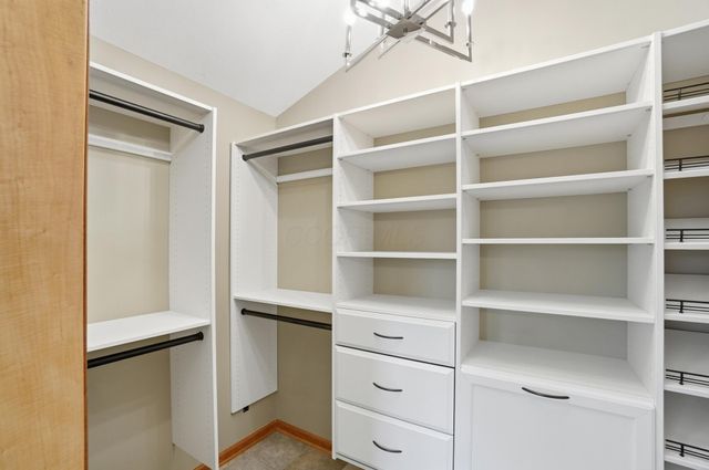 718 Westray Drive, Westerville, OH 43081