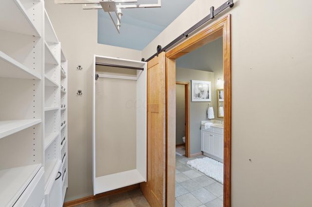 718 Westray Drive, Westerville, OH 43081