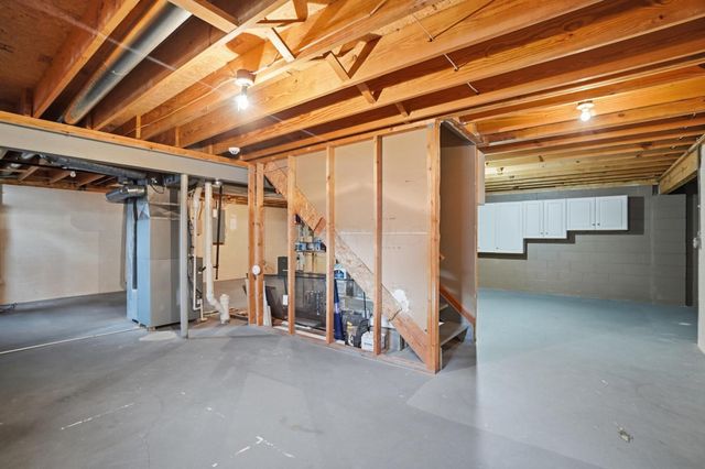 718 Westray Drive, Westerville, OH 43081