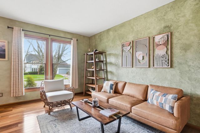 718 Westray Drive, Westerville, OH 43081