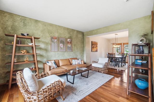 718 Westray Drive, Westerville, OH 43081