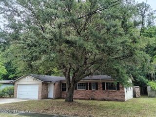 8611 DARLINGTON Drive, Jacksonville, FL 32208