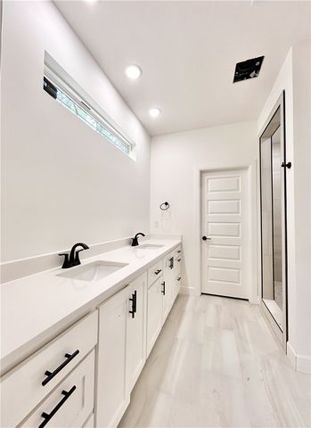 3 Wilbur Lane, Bella Vista, AR 72715