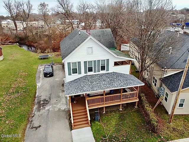 204-206 Wells Street, Johnstown, NY 12095