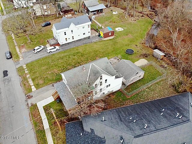 204-206 Wells Street, Johnstown, NY 12095