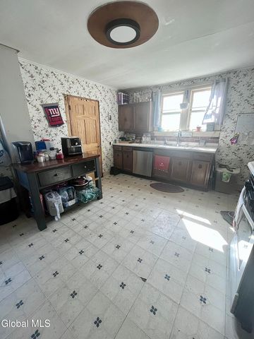 204-206 Wells Street, Johnstown, NY 12095