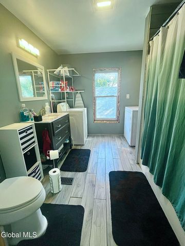 204-206 Wells Street, Johnstown, NY 12095