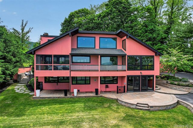 4 Grandview Avenue, Cornwall On Hudson, NY 12520
