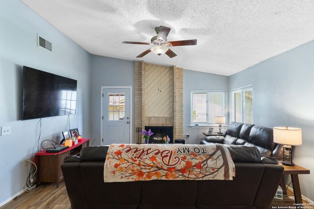 8415 Clear Meadow, Converse, TX 78109