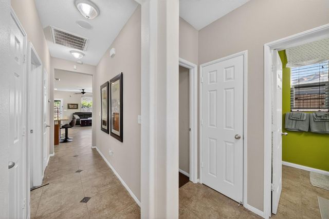 2228 S Rachel Avenue, Fresno, CA 93727