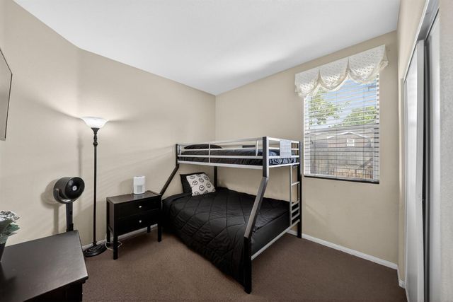 2228 S Rachel Avenue, Fresno, CA 93727