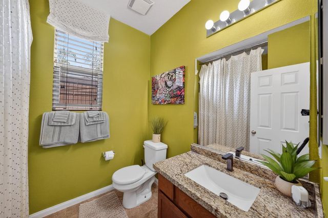 2228 S Rachel Avenue, Fresno, CA 93727