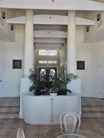 4863 Via Palm Lakes 812, West Palm Beach, FL 33417