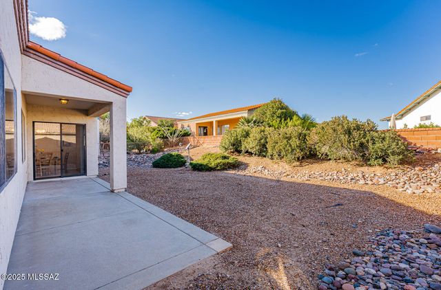 948 W Ashworth Road, Green Valley, AZ 85614